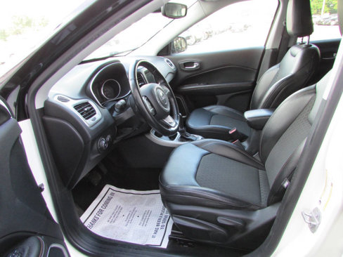 Used 2019 Jeep Compass Latitude w/ Cold Weather Group image 6