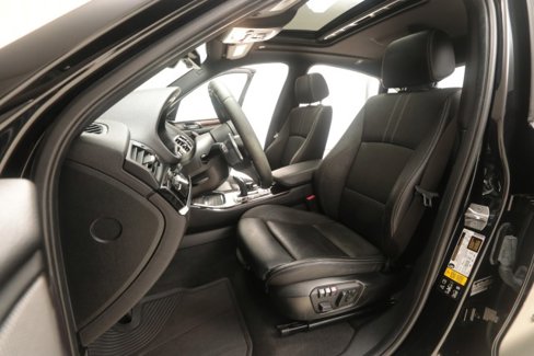 Used 2018 BMW X4 M40i image 38