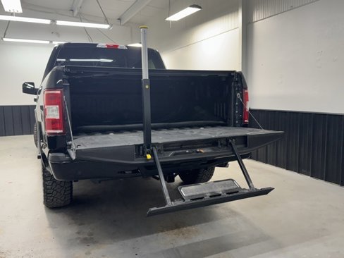 Used 2018 Ford F150 XLT w/ Equipment Group 302A Luxury image 33