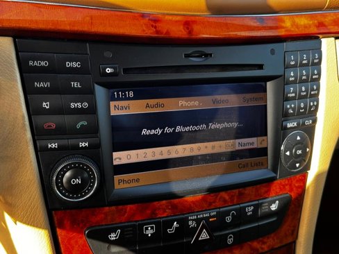 Used 2009 Mercedes-Benz E 350 4MATIC Sedan image 30