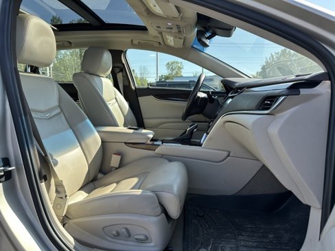 Used 2013 Cadillac XTS Premium image 7