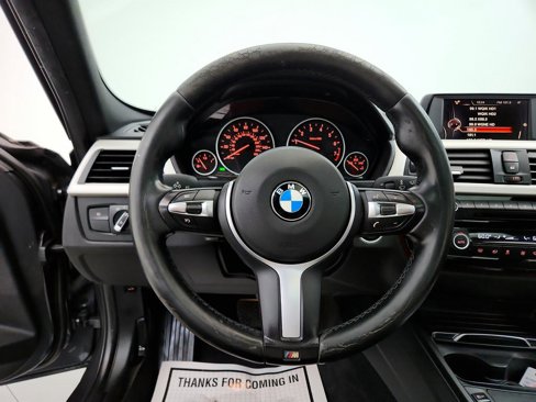Used 2017 BMW 320i Sedan image 17