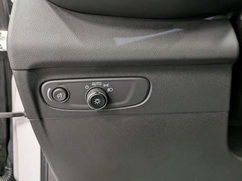 Used 2023 Buick Envision Essence w/ Sport Touring Package image 20