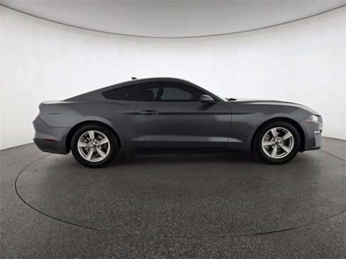 Used 2022 Ford Mustang Coupe image 25