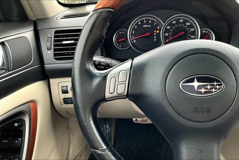 Used 2006 Subaru Outback 3.0R L.L. Bean w/ Popular Equipment Group 1E image 16