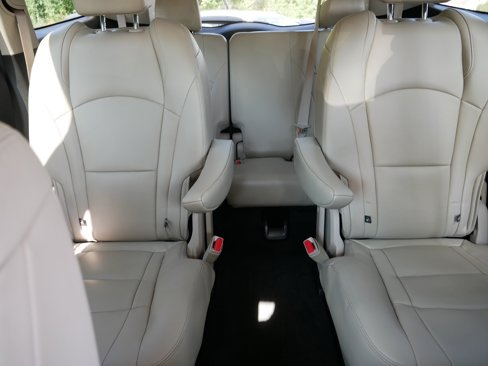 Used 2019 Buick Enclave Essence image 13