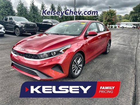 Used 2022 Kia Forte LXS image 1