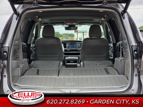 Used 2017 Toyota Highlander Limited image 31