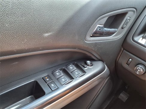 Used 2022 Chevrolet Colorado LT w/ LT Convenience Package image 30