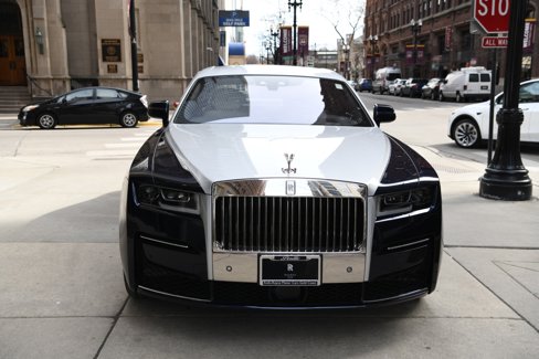 Used 2024 Rolls-Royce Ghost w/ Ghost Package image 2