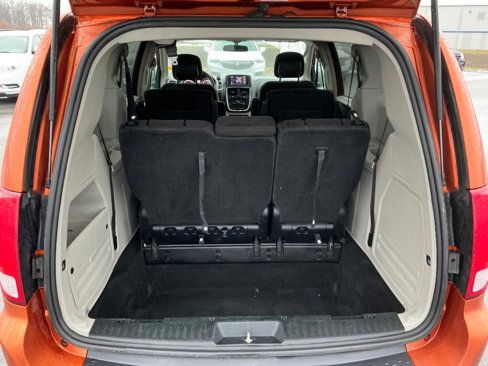 Used 2011 Dodge Grand Caravan Crew image 14