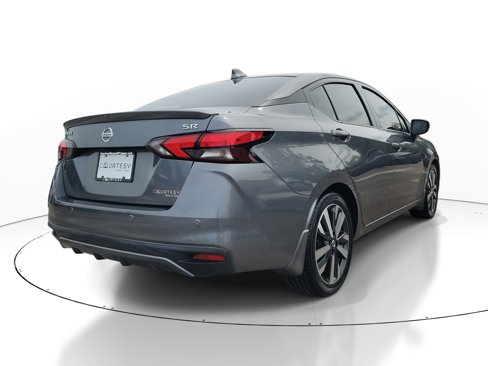 Certified 2021 Nissan Versa SR image 5