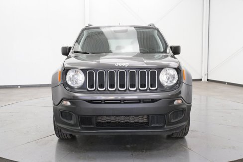 Used 2018 Jeep Renegade Sport w/ Power & Air Group image 2