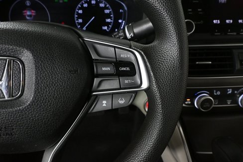 Used 2018 Honda Accord LX image 10