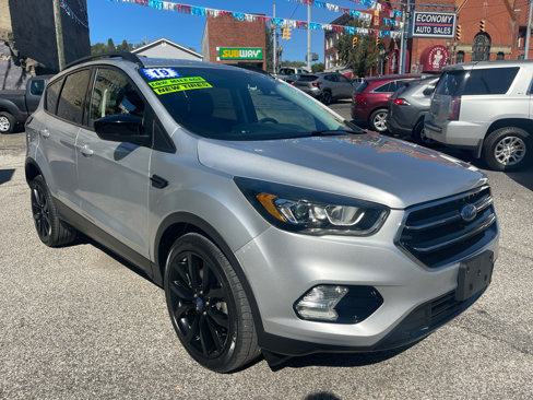 Used 2019 Ford Escape SE image 4