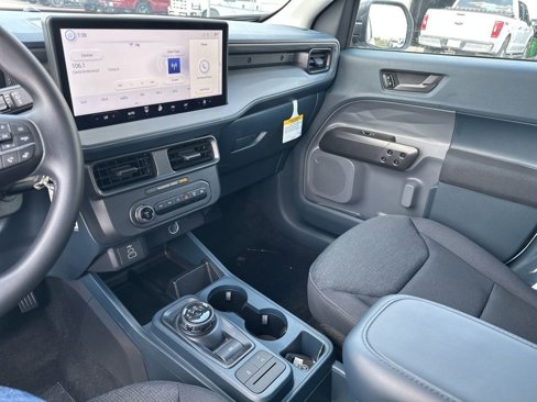 New 2025 Ford Maverick XL image 29