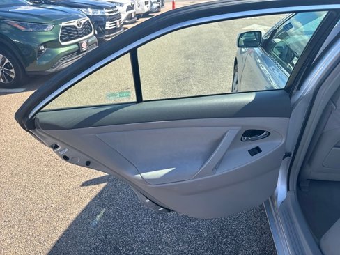 Used 2009 Toyota Camry LE image 36