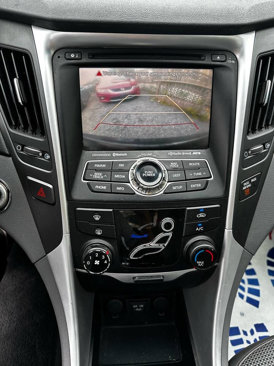 Used 2013 Hyundai Sonata SE w/ Navigation & Sunroof Pkg image 18