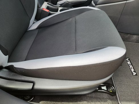New 2025 Nissan Versa S image 20