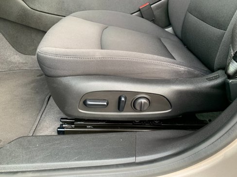 Used 2023 Chevrolet Malibu LT image 19