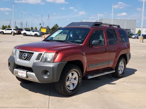 Used 2013 Nissan Xterra S w/ Value Package image 3