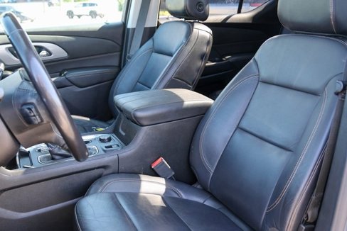 Used 2018 Chevrolet Traverse LT image 12