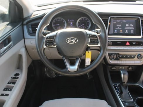 Used 2018 Hyundai Sonata SE image 5