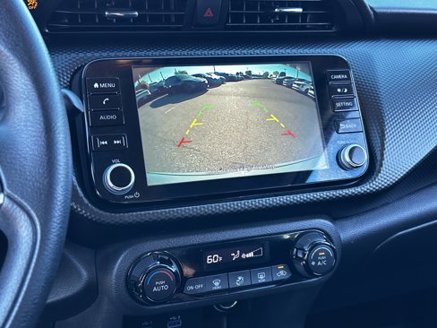 Used 2021 Nissan Kicks SV image 27