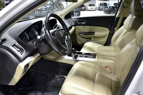 Used 2020 Acura TLX image 18