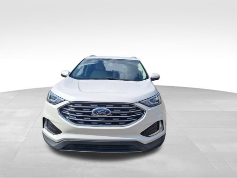 Used 2019 Ford Edge SEL w/ Equipment Group 201A image 4