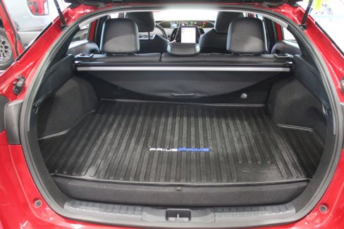 Used 2021 Toyota Prius Prime Limited image 30