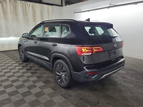 Used 2022 Volkswagen Taos S image 5