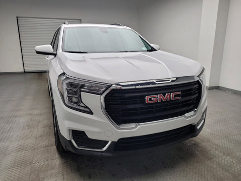 Used 2022 GMC Terrain SLE w/ Driver Convenience Package image 14