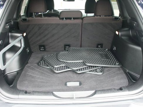 Used 2016 Jeep Cherokee Latitude w/ Cold Weather Group image 8