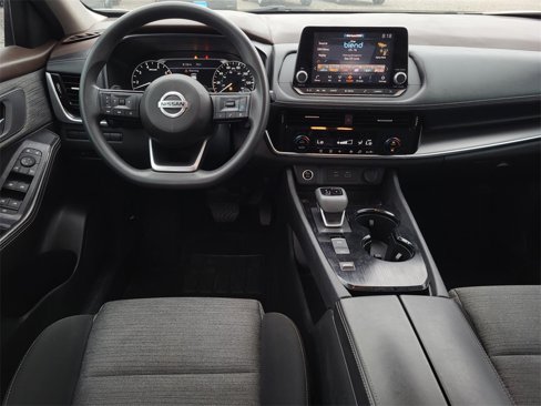 Used 2021 Nissan Rogue SV image 26