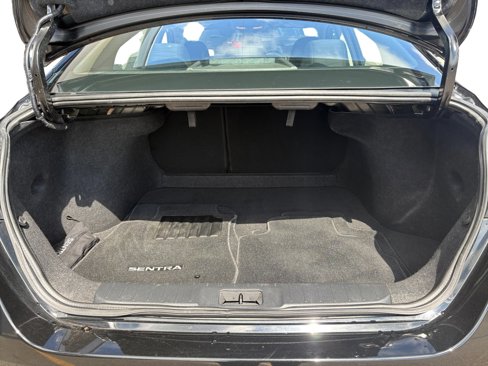 Certified 2023 Nissan Sentra SR w/ Midnight Edition Package image 35