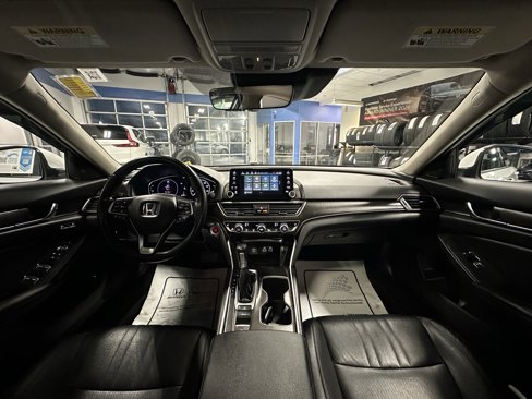 Used 2021 Honda Accord EX-L image 18