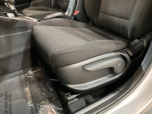 Used 2024 Hyundai Venue SE image 10