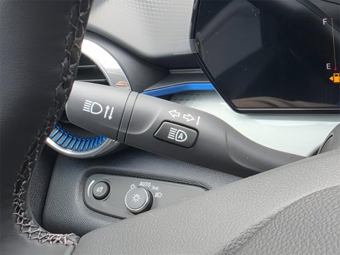 New 2025 Chevrolet Trax LT w/ Driver Confidence Package image 24