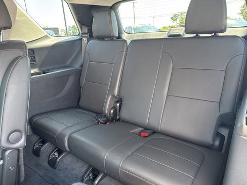 Used 2020 Chevrolet Traverse LT w/ Driver Confidence II Package image 15