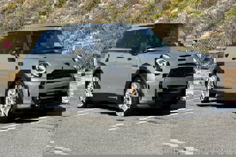 Used 2022 MINI Cooper S w/ Driver Assistance Package image 4