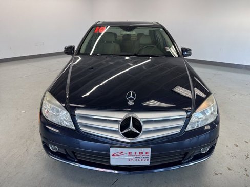 Used 2010 Mercedes-Benz C 300 4MATIC Sedan image 3