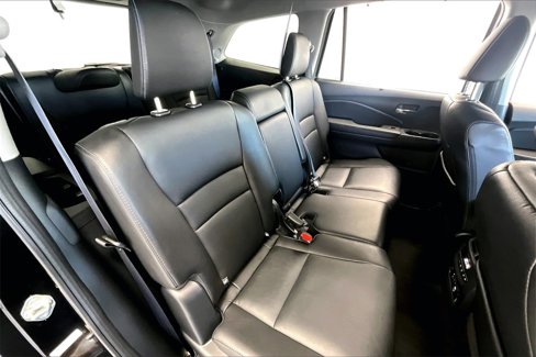 Used 2016 Honda Pilot Touring image 28