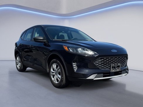 Used 2020 Ford Escape S image 2