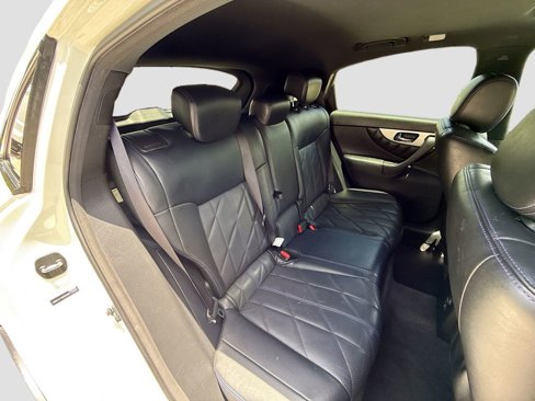 Used 2017 INFINITI QX70 AWD w/ Premium Package image 27
