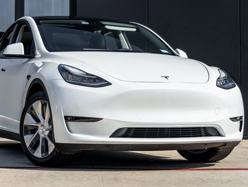 Used 2021 Tesla Model Y Long Range image 5