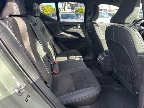 Certified 2023 Volvo XC40 Recharge Ultimate w/ Protection Package Premier image 20