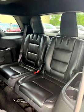 Used 2013 Ford Explorer XLT image 27