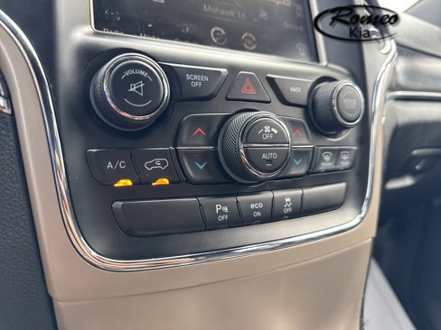 Used 2014 Jeep Grand Cherokee Limited image 22