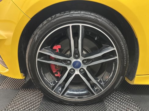 Used 2017 Ford Focus ST image 35